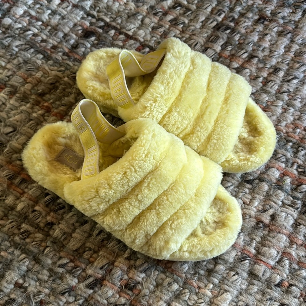 UGG Fluff Yeah - Neon Yellow